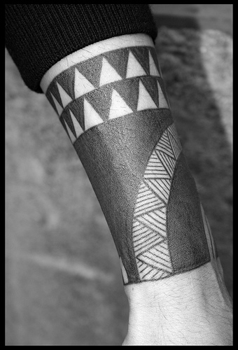 tribal scorpion tattoos